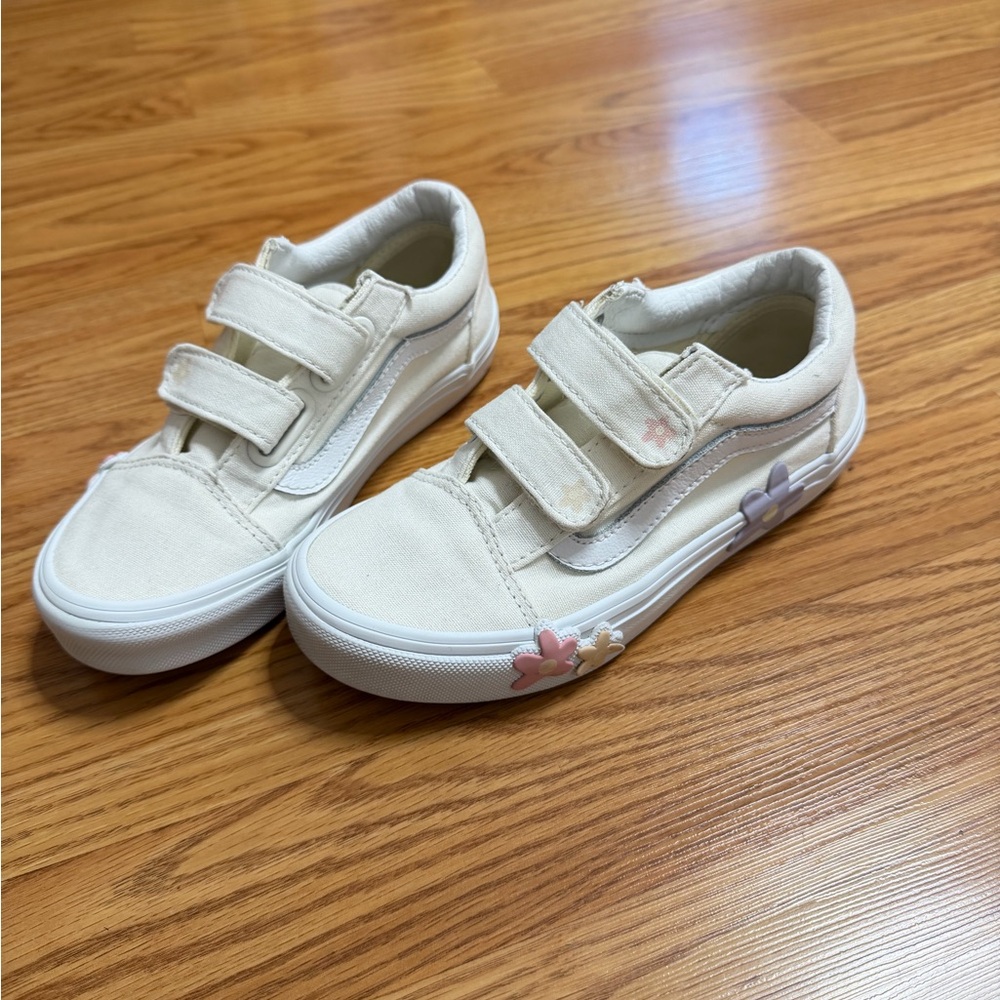 Girls vans